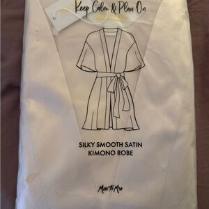 NWT Miss to Mrs Pink Satin Kimono Robe